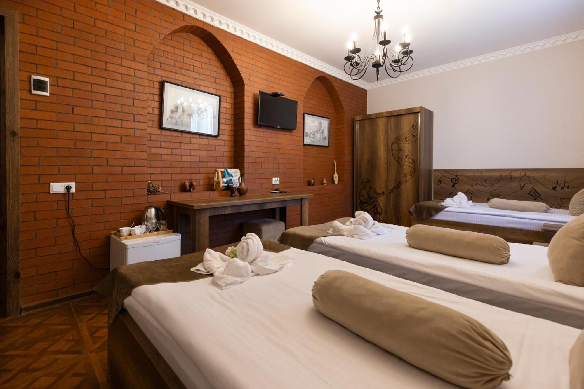 Hestia Boutique Hotel Gori Kültér fotó