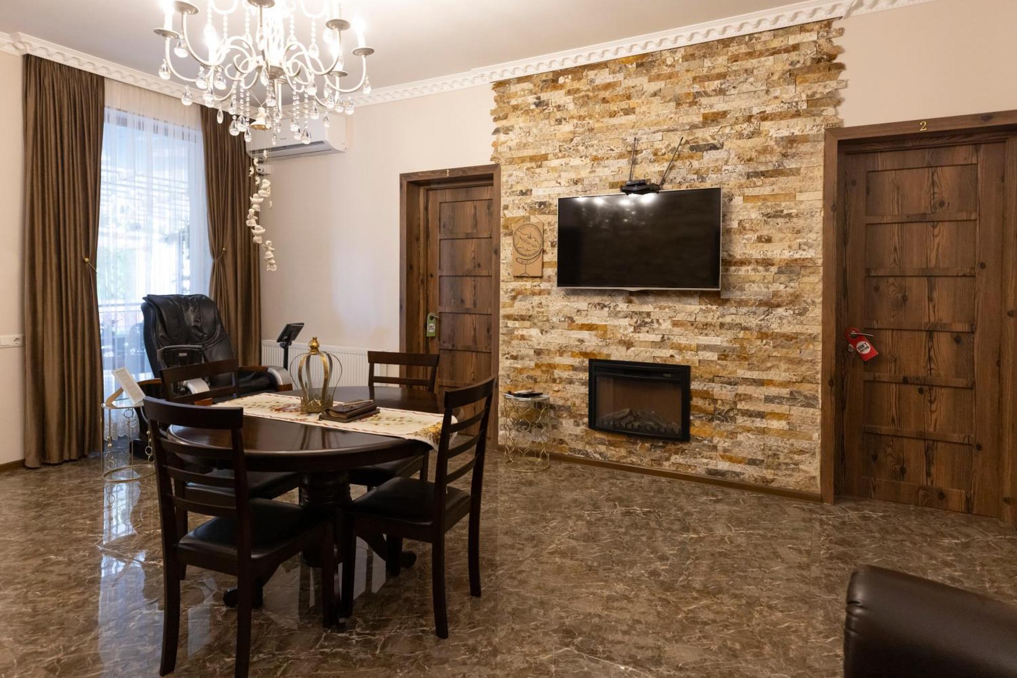 Hestia Boutique Hotel Gori Kültér fotó